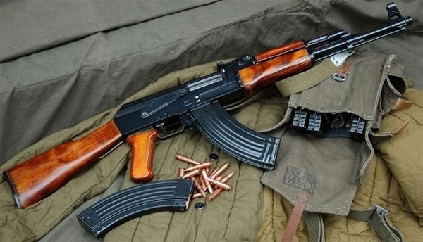 Еще одно самоубийство в Днепре: солдат застрелился из автомата Фото № 0 Еще одно самоубийство в Днепре: солдат застрелился из автомата Фото № 0
