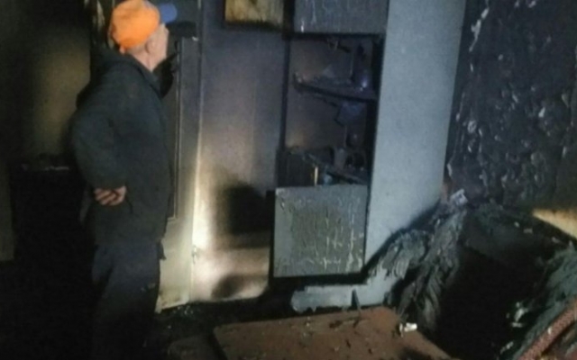 Пожар на Днепропетровщине: мужчина обнаружил труп сына Фото № 0 Пожар на Днепропетровщине: мужчина обнаружил труп сына Фото № 0