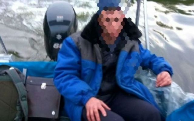 В Днепре сотрудники полиции спасли двух рыбаков Фото № 0 В Днепре сотрудники полиции спасли двух рыбаков Фото № 0
