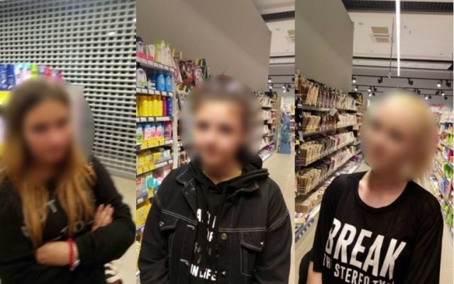 В Днепре тинейджеры пытались совершить кражу нательного белья Фото № 0 В Днепре тинейджеры пытались совершить кражу нательного белья Фото № 0
