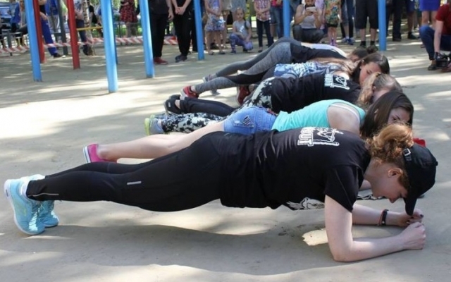 В Днепре стартовал сезон тренировок Street Workout Фото № 0 В Днепре стартовал сезон тренировок Street Workout Фото № 0
