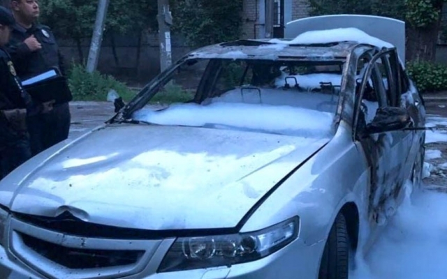 На Днепропетровщине взорвали авто известного кикбоксера Фото № 1 На Днепропетровщине взорвали авто известного кикбоксера Фото № 1
