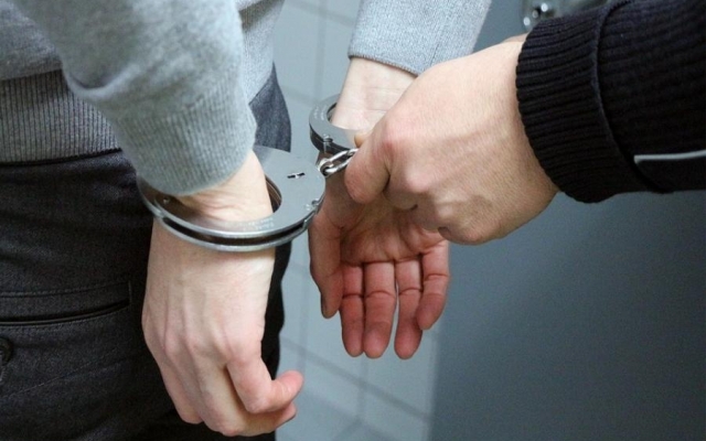 В Днепре мужчина на почве ревности убил приятеля камнем Фото № 0 В Днепре мужчина на почве ревности убил приятеля камнем Фото № 0