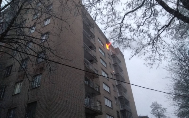 В Днере горит здание медколледжа (ФОТО, ВИДЕО) Фото № 0 В Днере горит здание медколледжа (ФОТО, ВИДЕО) Фото № 0