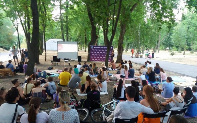 В Днепре заработали летние кинотеатры Фото № 0 В Днепре заработали летние кинотеатры Фото № 0