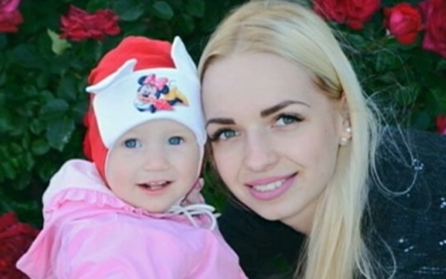 Днепряне хотят помочь однолетней Миле впервые услышать мир Фото № 0 Днепряне хотят помочь однолетней Миле впервые услышать мир Фото № 0