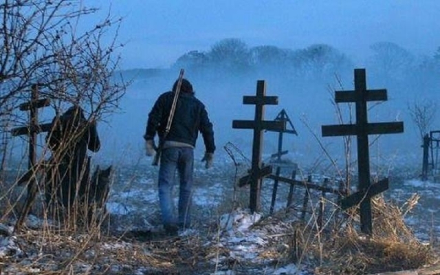 На Днепропетровщине вандалы разграбили кладбище Фото № 0 На Днепропетровщине вандалы разграбили кладбище Фото № 0