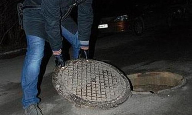 На Днепропетровщине полиция задержала похитителя люков 