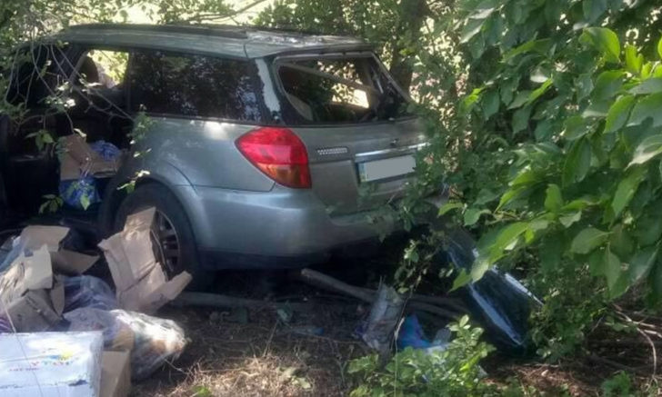 ДТП на Днепропетровщине: автомобиль врезался в дерево и загорелся 