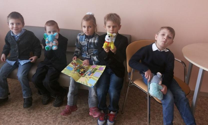На Днепропетровщине ученики инклюзивного класса посетили библиотеку