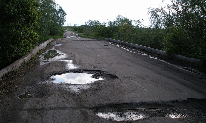 Из Днепра в Киев ведет одна из худших дорог 