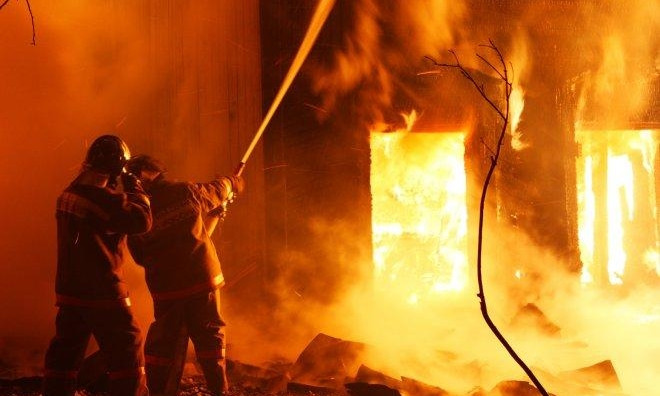 На Днепропетровщине горела школьная библиотека