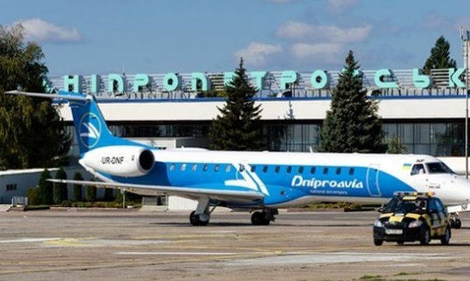 Жители Днепра активно поддержали петицию про аэропорт 