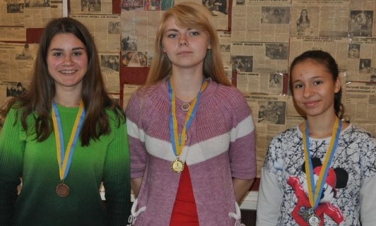 На Днепропетровщине соревновались юные шашисты