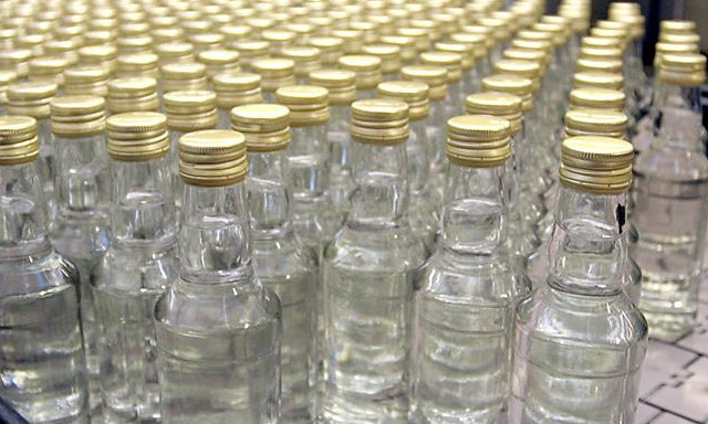 На Днепропетровщине продавали "паленую" водку в АТО