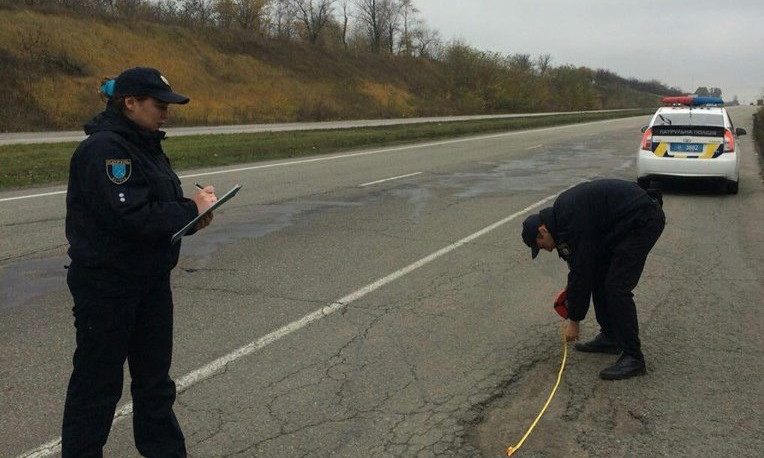 В Днепре полиция инспектирует состояние дорог 