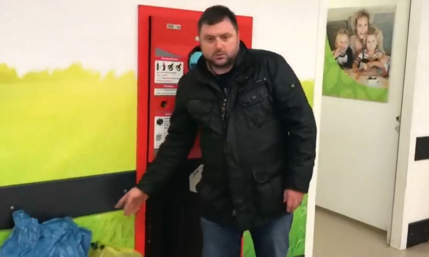 Михаил Лысенко рассказал о том, как нужно сдавать бутылки в Германии