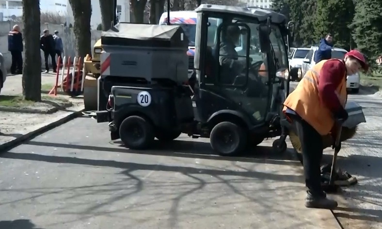 Ремонт дорог в Днепре: где в городе ремонтируют дороги?