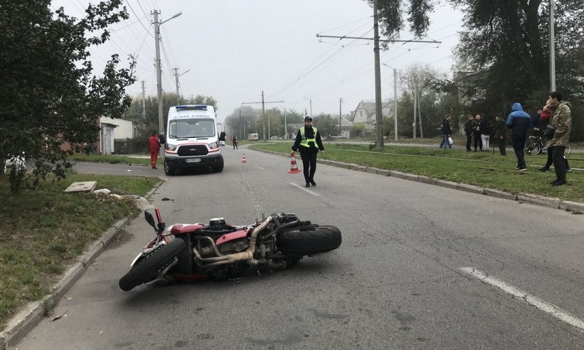 ДТП в Днепре: мотоцикл сбил насмерть пенсионерку 