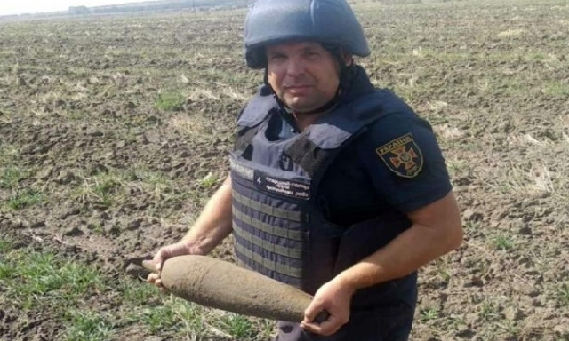 На Днепропетровщине спасатели уничтожили минометный снаряд