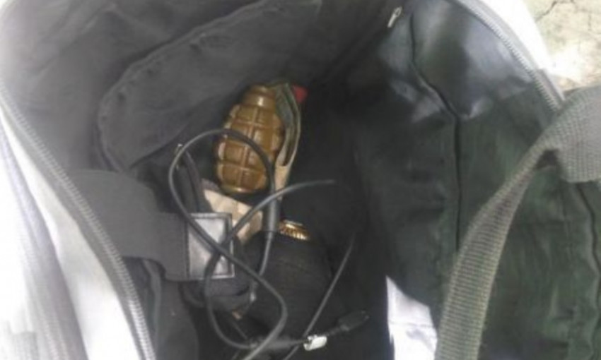 ЧП на Днепропетровщине: рядом с домом нашли гранату 