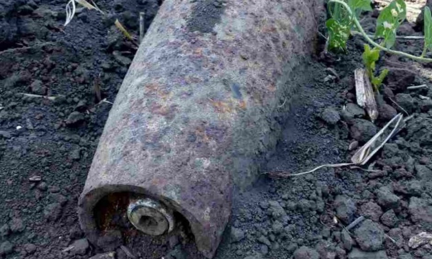 На Днепропетровщине обнаружили артиллерийский снаряд