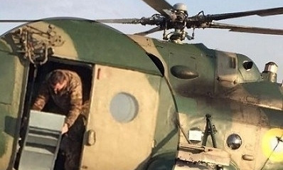 В Днепр вертолетом доставили троих бойцов АТО