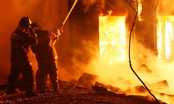 Пожар под Днепром: спасатели обнаружили труп мужчины 