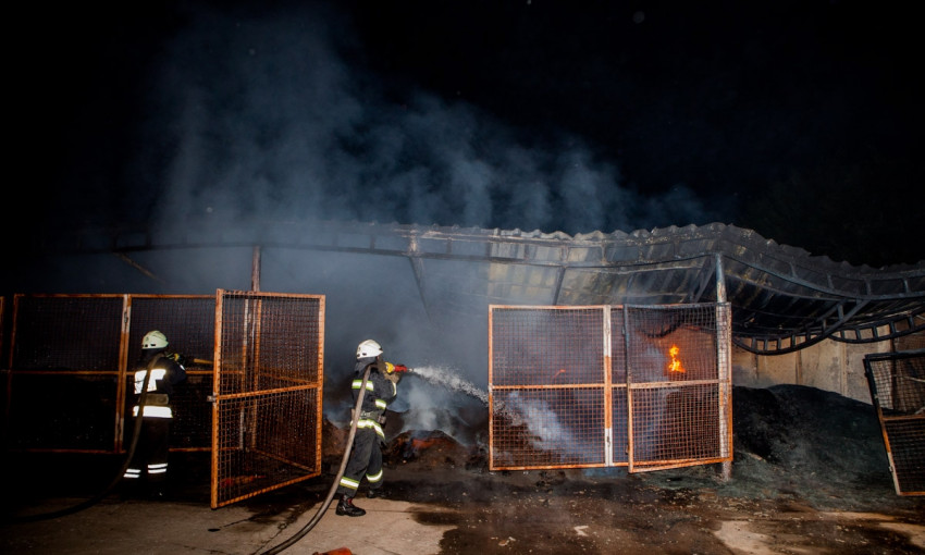 Ночные пожары в Днепре: как работают днепровские пожарные?