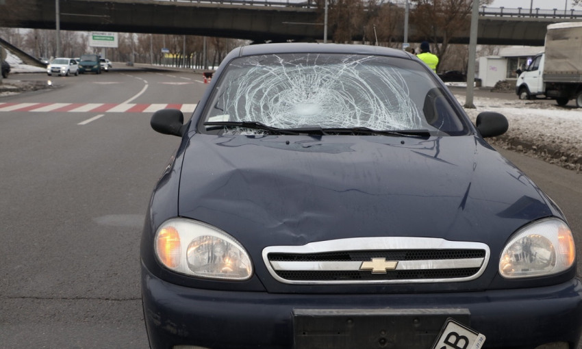 ДТП в Днепре: автомобиль сбил пожилую женщину 