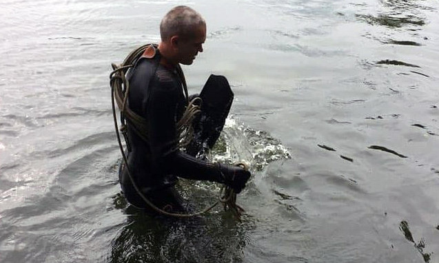 ЧП в Днепре: мужчина утонул в озере 