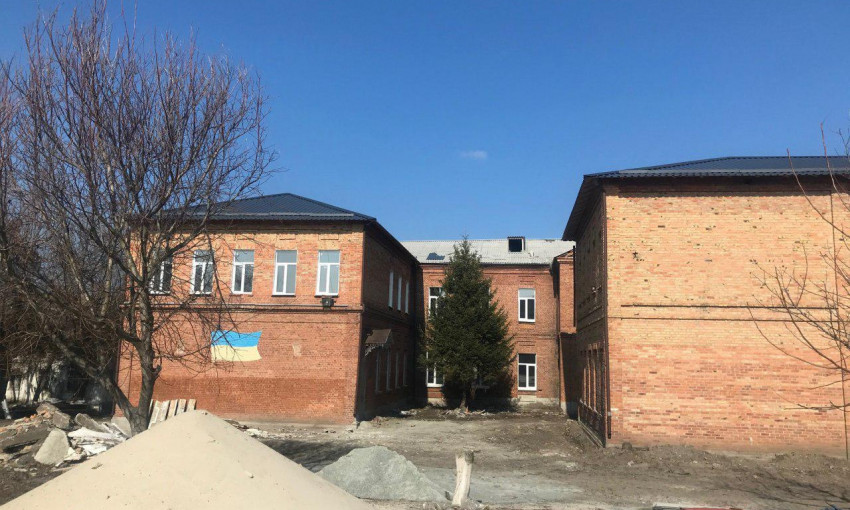 Под Днепром реконструируют школу