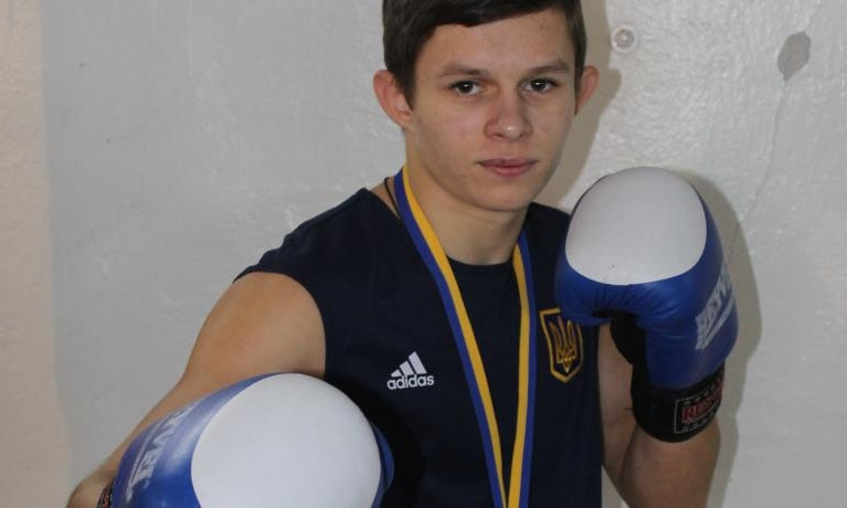 На Днепропетровщине юный боксер стал чемпионом Украины 