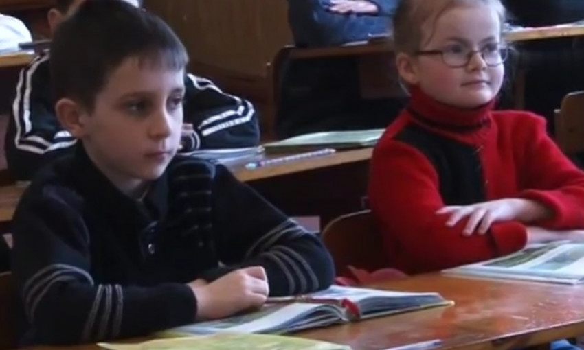 Днепровские школьники будут учиться двенадцать лет