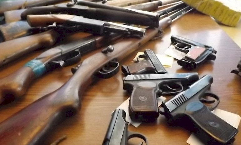 На Днепропетровщине полиция изымает оружие у населения 