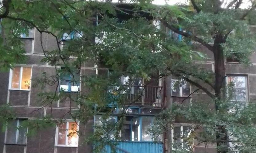 ЧП на Днепропетровщине: пенсионерка чуть не упала с балкона