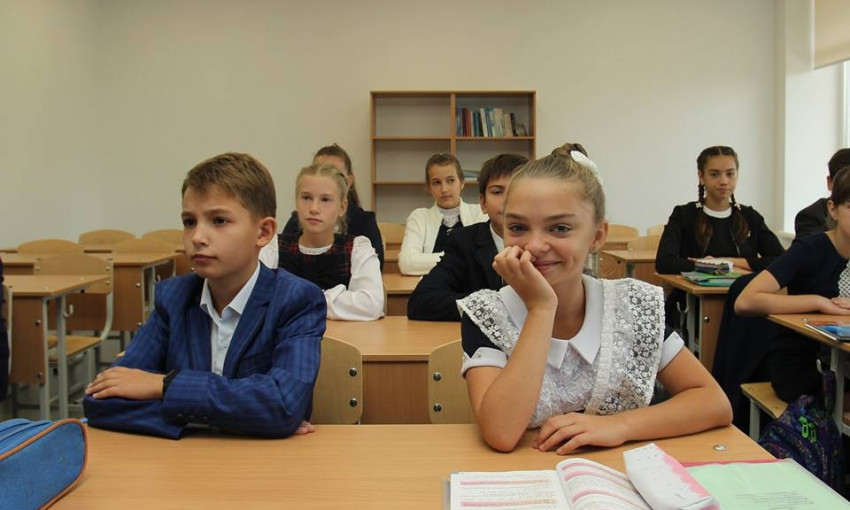 Валентин Резниченко рассказал о реконструкции школы в Магдалиновке 
