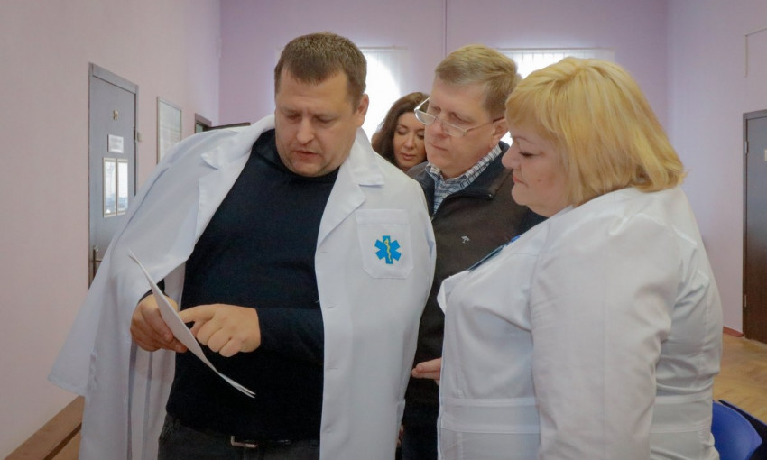 Борис Филатов проверил готовность Днепра к вакцинации от кори 