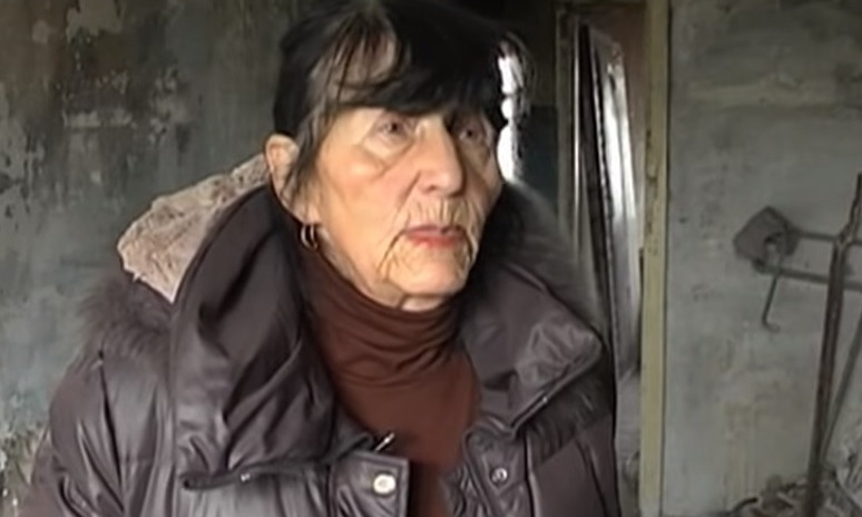 В Днепре пенсионерка получает счета за воду в квартире без труб 