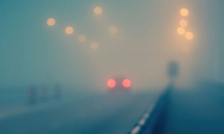 Автомобилистам Днепра мешает туман