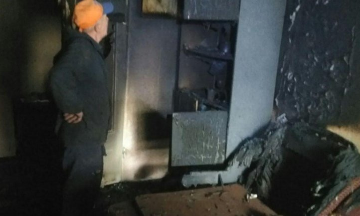 Пожар на Днепропетровщине: мужчина обнаружил труп сына 