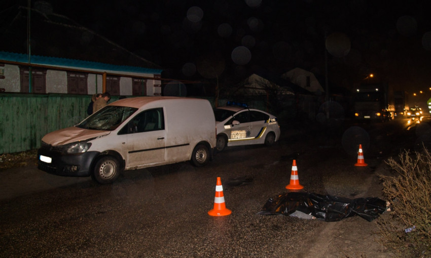 ДТП в Днепре: автомобиль насмерть сбил пешехода 