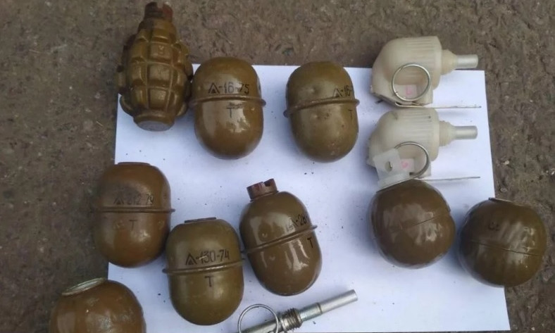 На Днепропетровщине полиция обнаружила склад боеприпасов