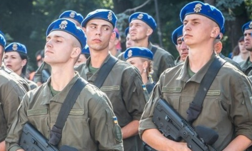 Улицы Днепра будут патрулировать военные Нацгвардии 