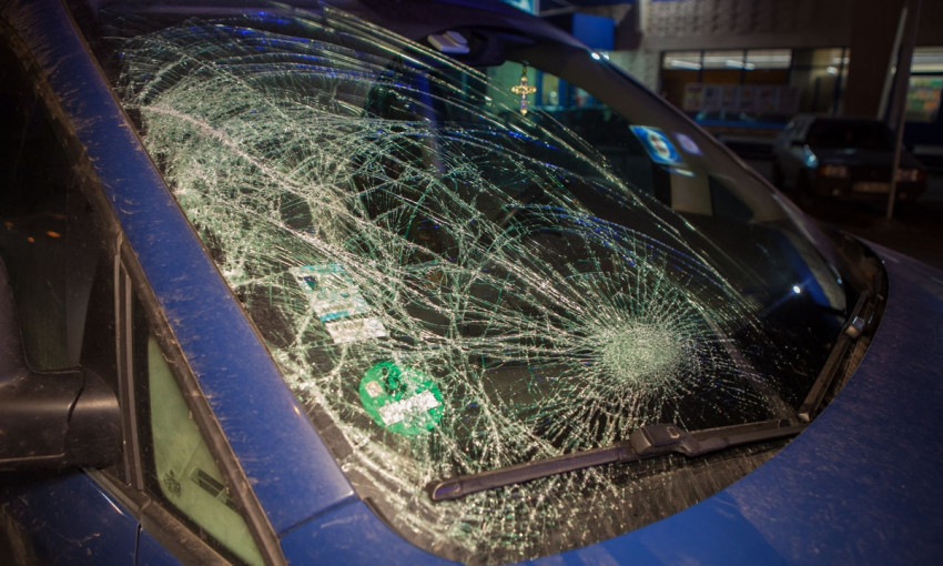 ДТП в Днепре: автомобиль Volkswagen сбил пешехода