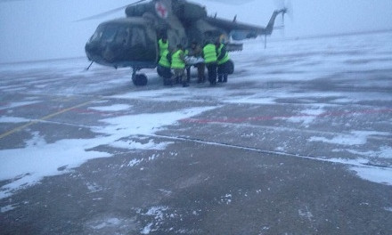 В Днепр на вертолете доставили раненых бойцов