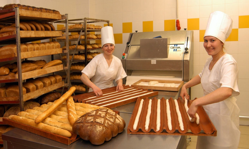 На Днепропетровщине безработных трудоустроили в пекарню 