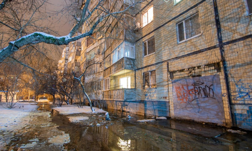 Мокрый Днепр: жители Гидропарковой остались без воды