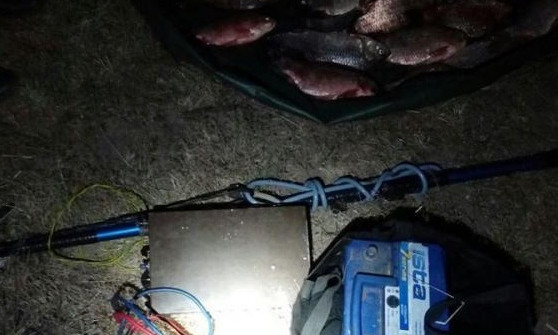 На Днепропетровщине полиция задержала браконьера с электроудочкой 