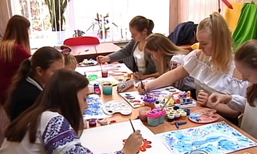 На Днепропетровщине открыли арт-лабораторию для школьников